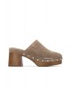 Γυναικεία δερμάτινα taupe clogs - Carmela 163283 Γυναικεία δερμάτινα taupe clogs - Carmela 163283