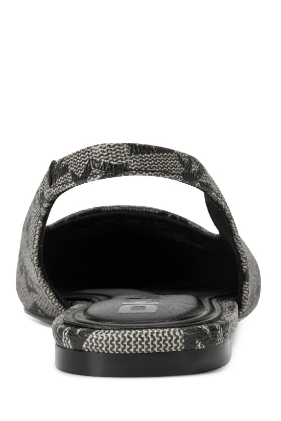 Γυναικεία μαύρη εξώφτερνη μπαλαρίνα με logo- DKNY Darrow K1633495