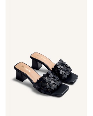 Γυναικείο μαύρο δερμάτινο mule με λουλούδια - Gioseppo Tangub 78197 Γυναικείο μαύρο δερμάτινο mule με λουλούδια - Gioseppo Tangub 78197