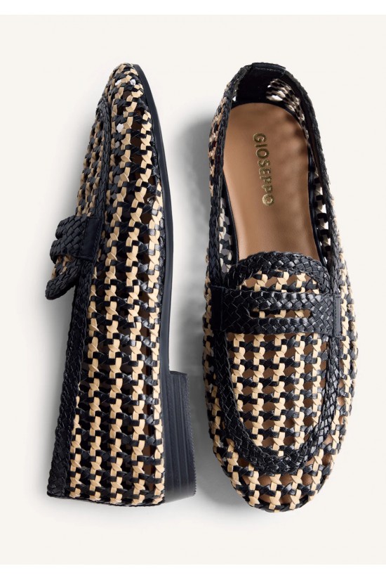 Γυναικεία δερμάτινα μαύρα πλεκτά loafers - Gioseppo Wabasha 79108